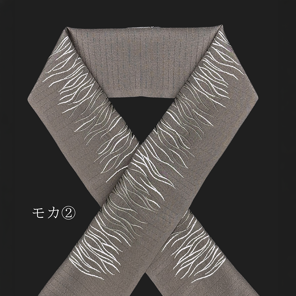 ポリエステル半衿：絽  刺繍ゆらぎ